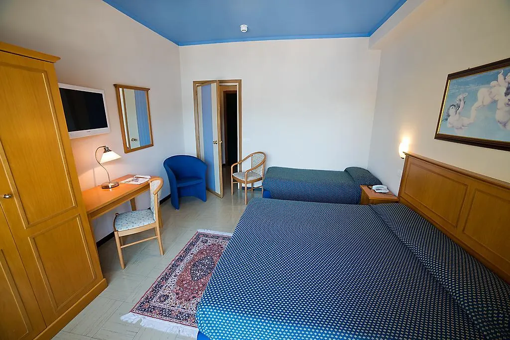 Hotel Europa Porlezza 3*,